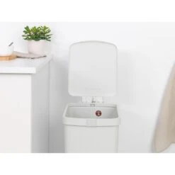Brabantia StepUp Pedaalemmer 40 Liter Light Grey -Philips Shop 102 0009 4 1