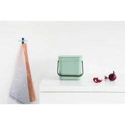Brabantia Sort & Go Afvalemmer 6 Liter Jade Green -Philips Shop 102 1768 3 1