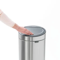 Brabantia Touch Bin Afvalemmer 30 L Mat Staal -Philips Shop 102 5462 3 1