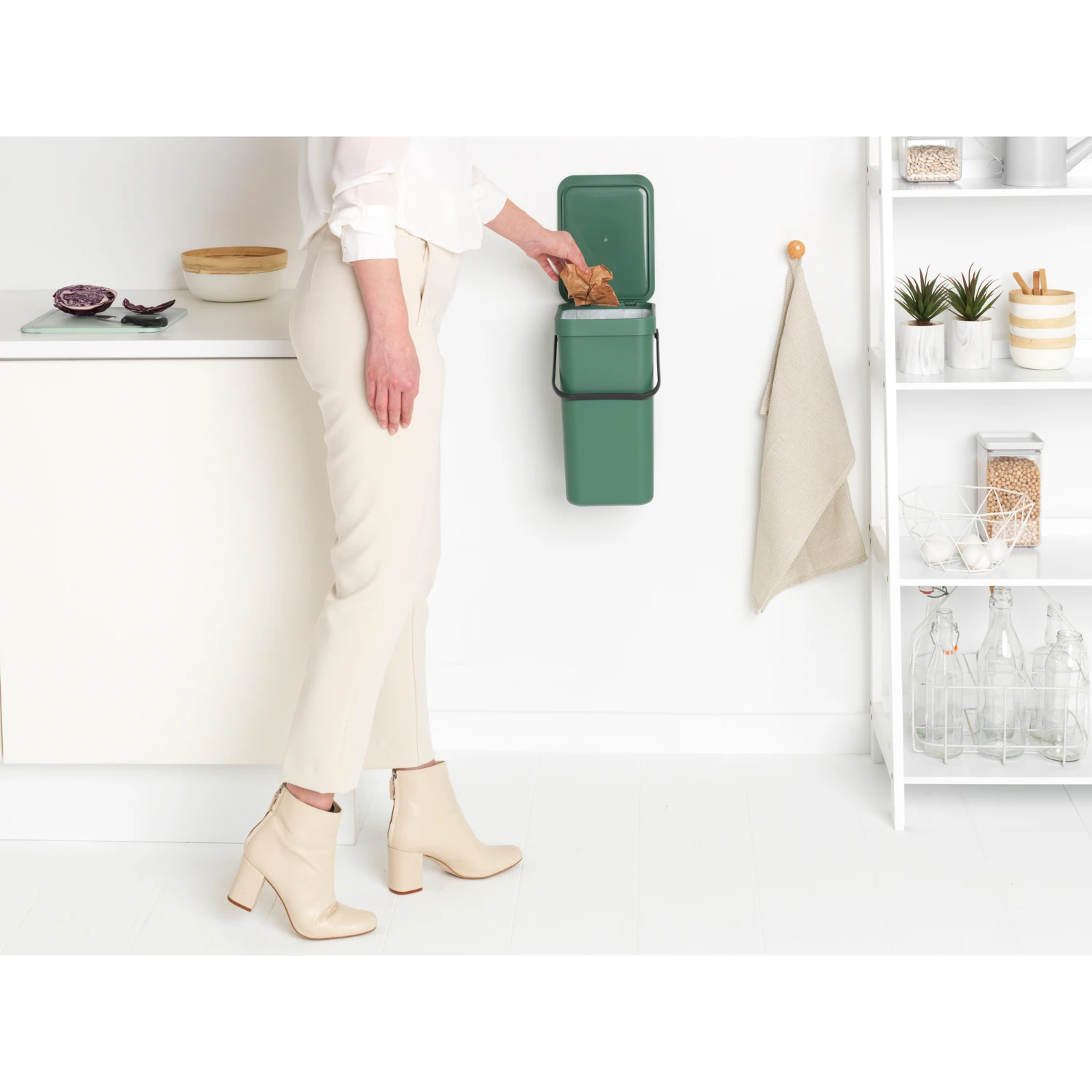 Brabantia Sort & Go Afvalemmer 12 L Fir Groen 7 Brabantia Sort & Go Afvalemmer 12 L Fir Groen - Afbeelding 5