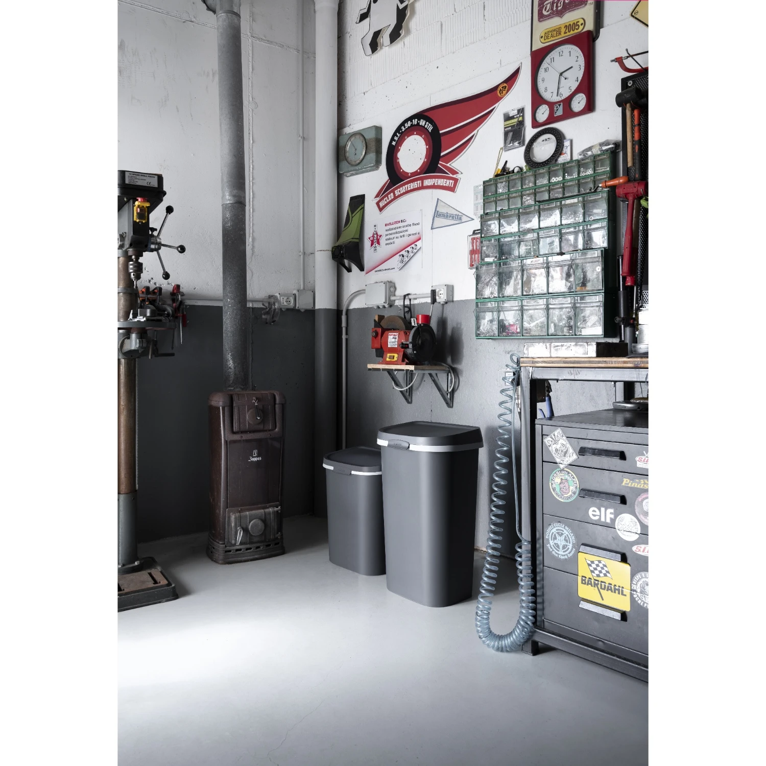 Curver Mistral Afvalbak Flat 50L Antraciet 7 Curver Mistral Afvalbak Flat 50L Antraciet - Afbeelding 5